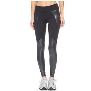 Beyond Yoga Shimmer Panel Black Leggings Medium